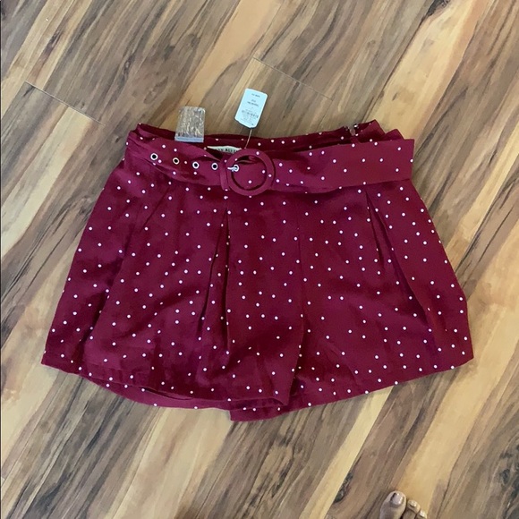 Moon River Polka Dot Belted Short - Picture 8 of 11